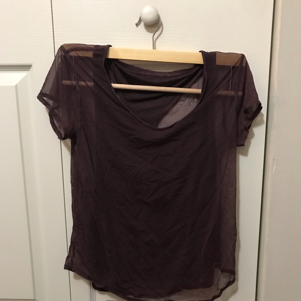 Lululemon sheer tee